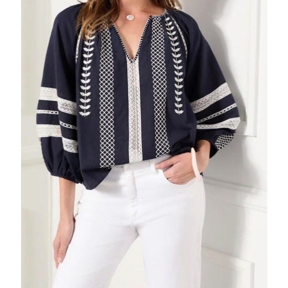 Karen Kane Navy White Embroidered Peasant Top 1X Cotton Linen Blend
